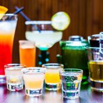 مضرات نوشیدن مشروبات الکلی برای سلامتی